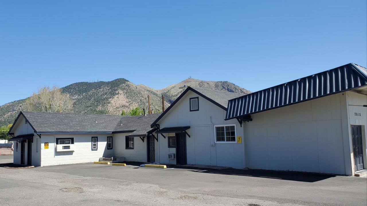 Pinecrest Inn & Suites Flagstaff Exterior foto